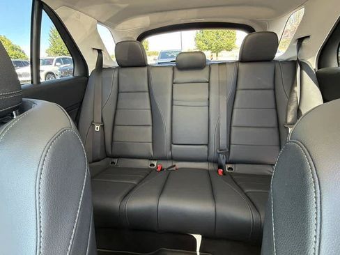 Used 2024 Mercedes-Benz GLE 450 4MATIC image 17