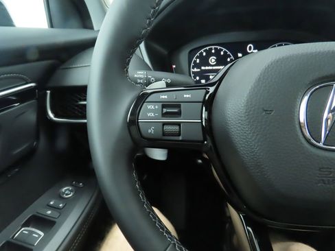 Used 2025 Acura ADX FWD image 13