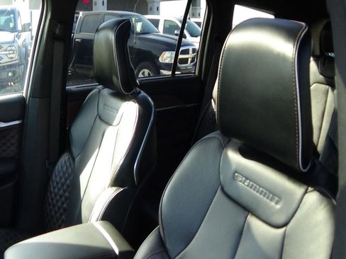 Certified 2024 Jeep Grand Cherokee L Summit w/ Luxury Tech Group V image 21