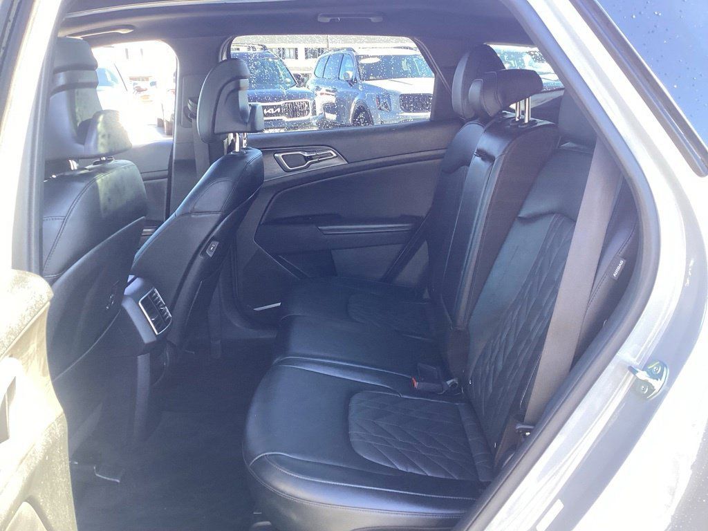 Used 2024 Kia Sportage X-Line w/ X-Line Premium Package AWD/4WD image 17