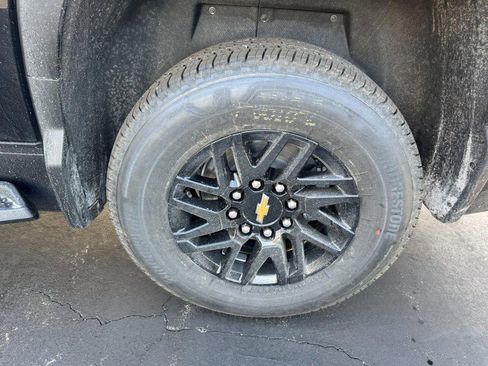 New 2026 Chevrolet Silverado EV LT image 8