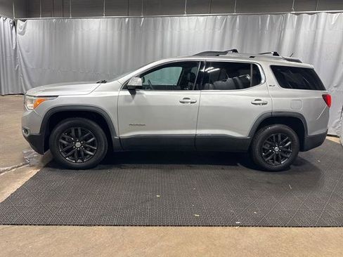 Used 2019 GMC Acadia SLT image 13