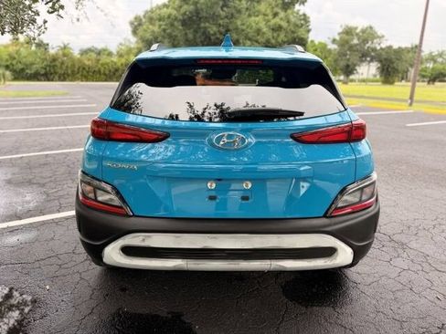 Used 2023 Hyundai Kona SEL w/ Cargo Package FWD image 5