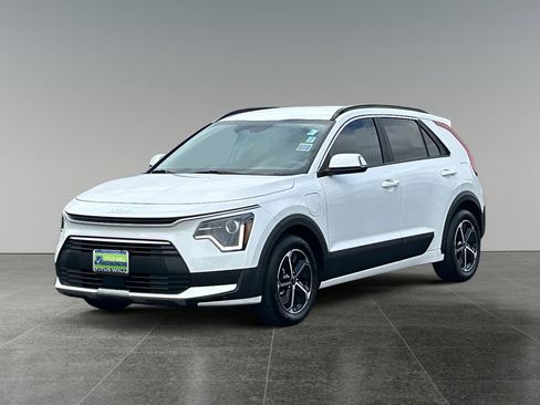Used 2023 Kia Niro EX FWD image 4