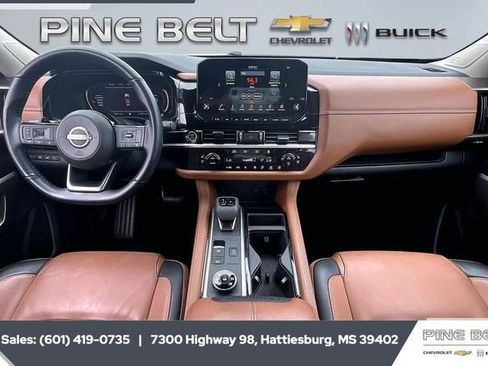 Used 2023 Nissan Pathfinder Platinum w/ Cargo Package image 13