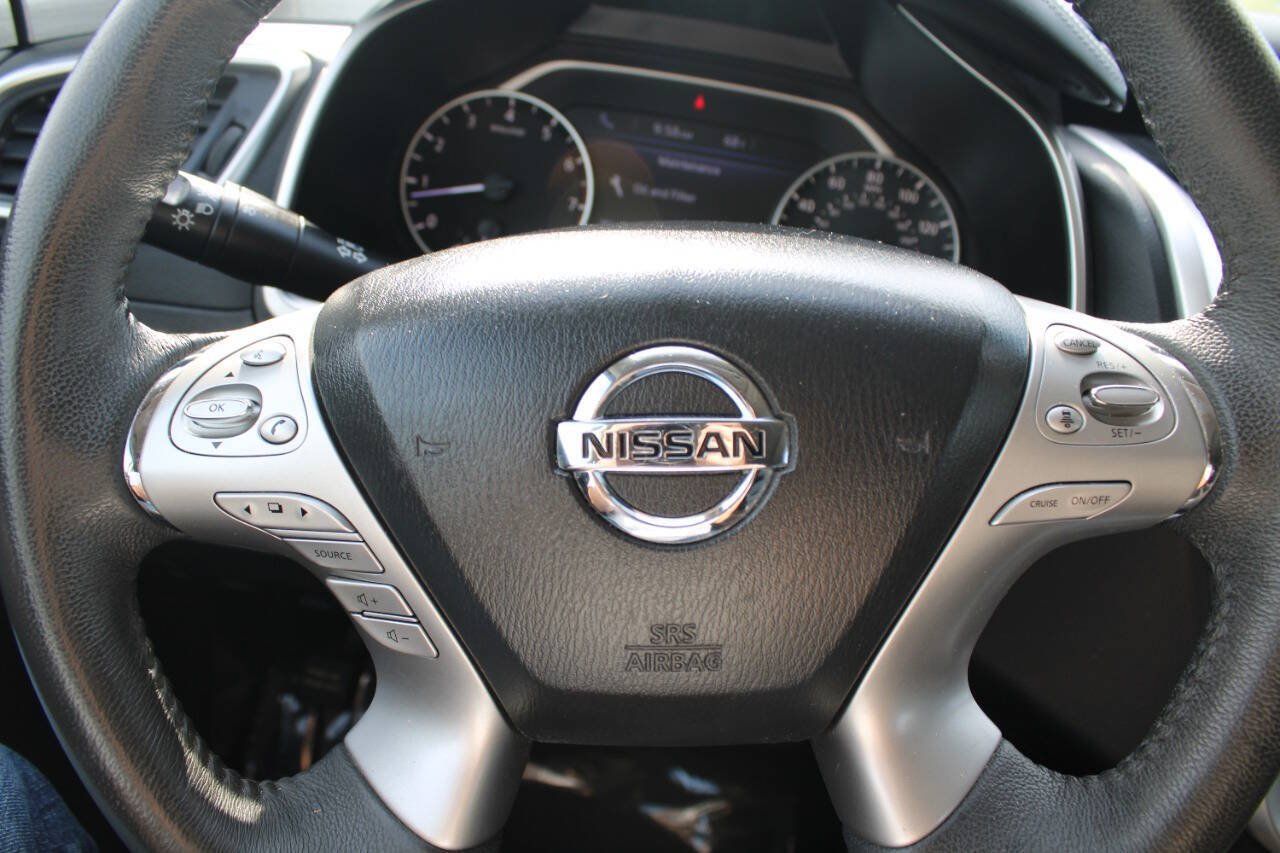 Used 2015 Nissan Murano SL w/ SL Technology Package AWD/4WD image 17