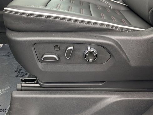 New 2026 GMC Sierra 1500 AT4X image 19