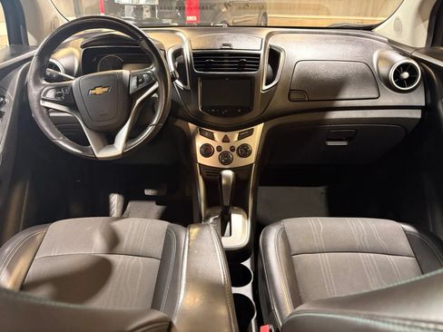Used 2015 Chevrolet Trax LT w/ LT Plus Package AWD/4WD image 12