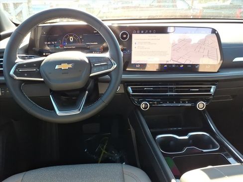 New 2026 Chevrolet Traverse LT w/ Driver Confidence Package image 13