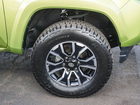 Used 2023 Toyota Tacoma TRD Sport AWD/4WD image 10