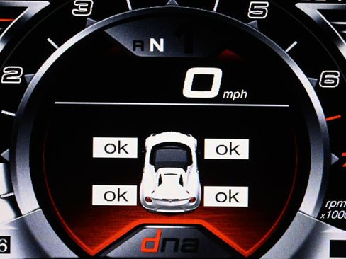 Used 2016 Alfa Romeo 4C Spider RWD image 77