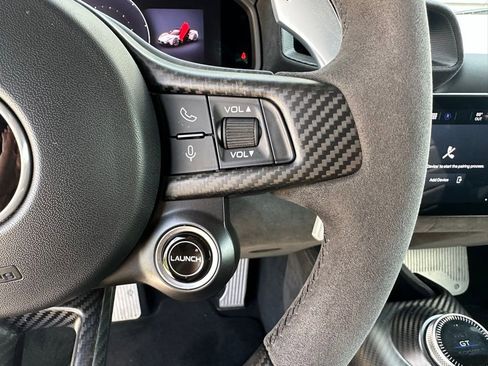 Used 2023 Maserati MC20 Coupe RWD image 18