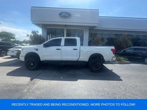 Used 2017 Nissan Titan S AWD/4WD image 4