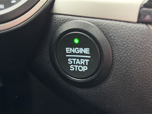 Used 2022 Ford Escape SE w/ Convenience Package image 44