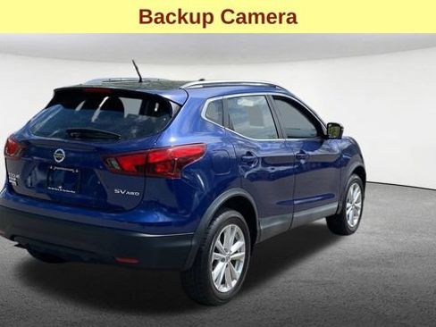 Used 2017 Nissan Rogue Sport SV w/ SV Premium Package AWD/4WD image 9
