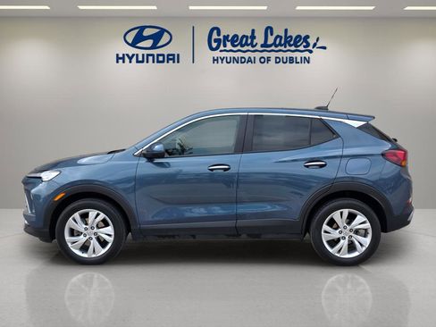 Used 2025 Buick Encore GX Preferred w/ Advanced Technology Package image 2