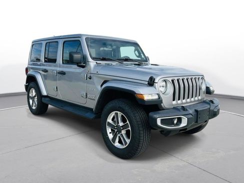 Used 2020 Jeep Wrangler Unlimited Sahara w/ Uconnect 4C Nav & Sound Group image 2