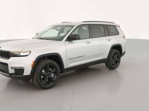New 2025 Jeep Grand Cherokee L Limited w/ Black Appearance Package image 1