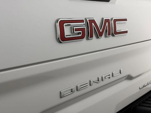 Certified 2023 GMC Sierra 1500 Denali w/ Denali Reserve Package AWD/4WD image 55