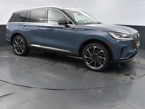 New 2026 Lincoln Aviator Reserve w/ Luxury Package image 5