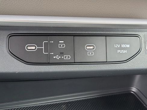 New 2026 Kia Carnival LXS FWD image 24