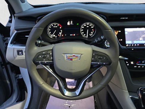 Certified 2023 Cadillac XT6 Premium Luxury w/ LPO, Floor Liner Package image 13