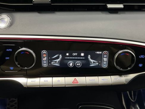 Used 2025 Genesis GV70 3.5T Sport w/ Sport Prestige Package image 20