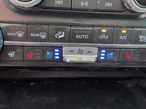 Used 2022 Ford F150 Tremor w/ Equipment Group 402A High image 33