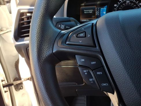 Certified 2024 Ford Edge SE w/ Black Appearance Package image 23