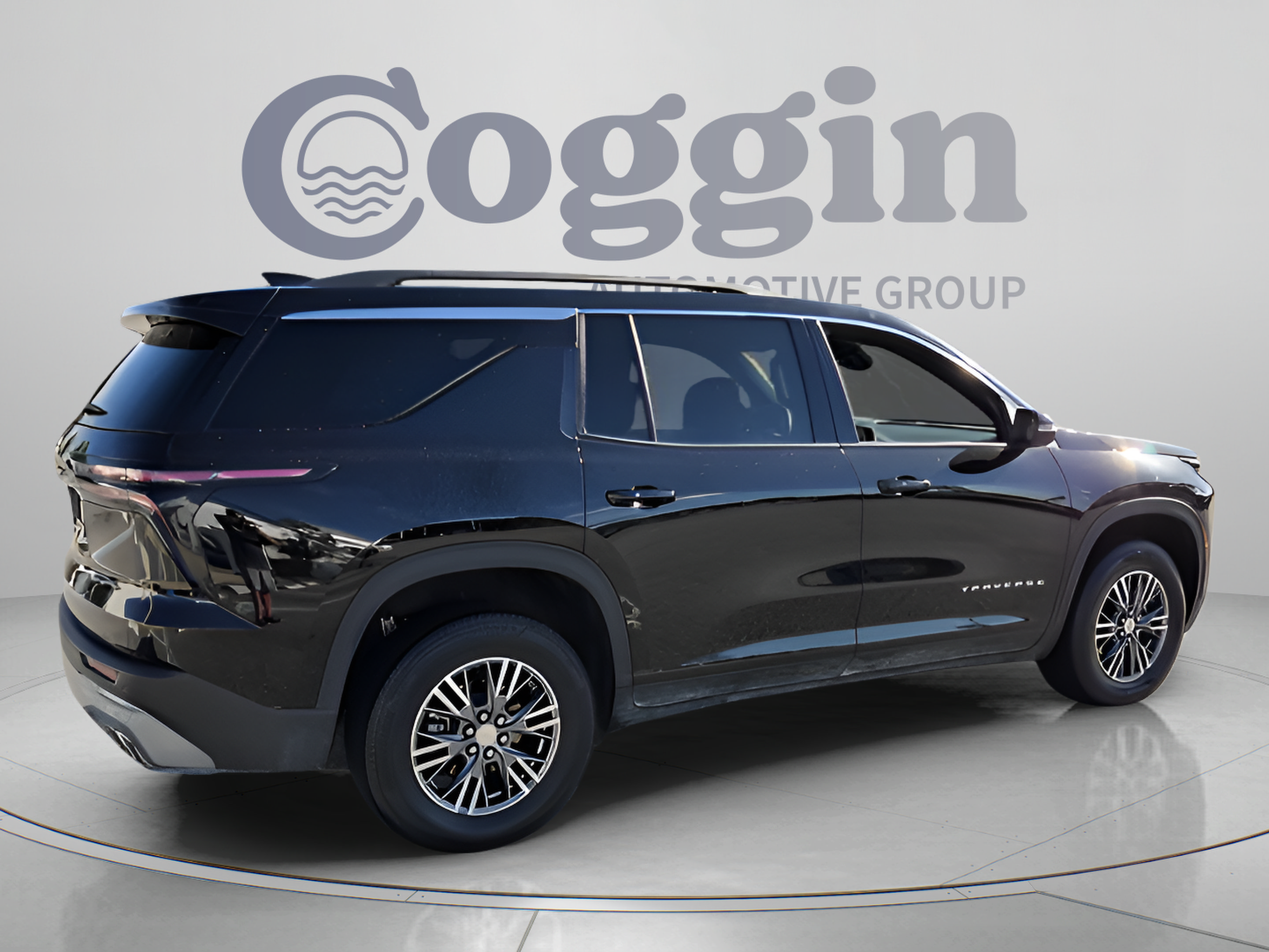 Used 2025 Chevrolet Traverse LT AWD/4WD image 5