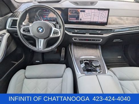 Used 2024 BMW X7 xDrive40i w/ M Sport Package AWD/4WD image 11