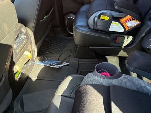 Used 2018 Chevrolet Tahoe Premier image 46