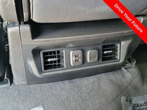 Used 2019 GMC Sierra 1500 SLE w/ SLE Value Package RWD image 24