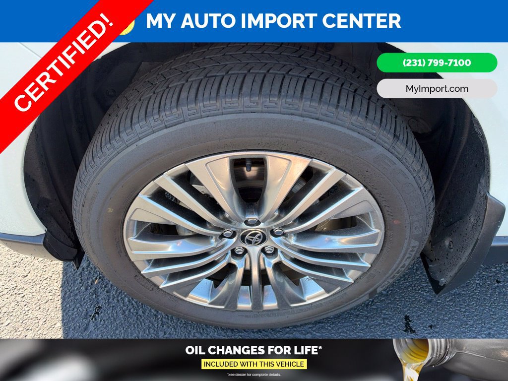 Used 2022 Toyota Venza Limited AWD/4WD image 9