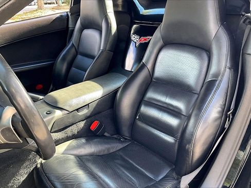 Used 2007 Chevrolet Corvette Convertible w/ Preferred Equipment Group image 17