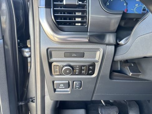Used 2026 Ford F150 Lariat w/ Equipment Group 501A Mid AWD/4WD image 23