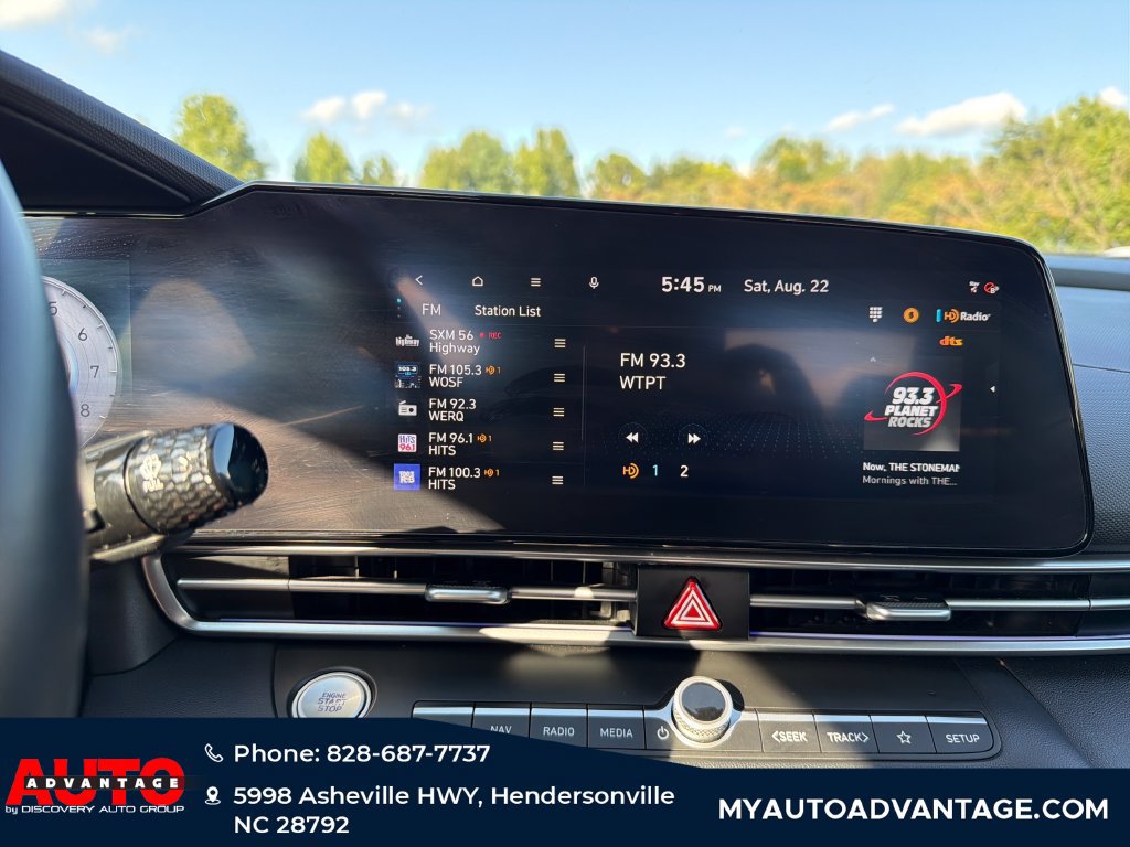 Used 2025 Hyundai Elantra SEL FWD image 19