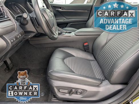 Used 2024 Toyota Camry SE FWD image 14