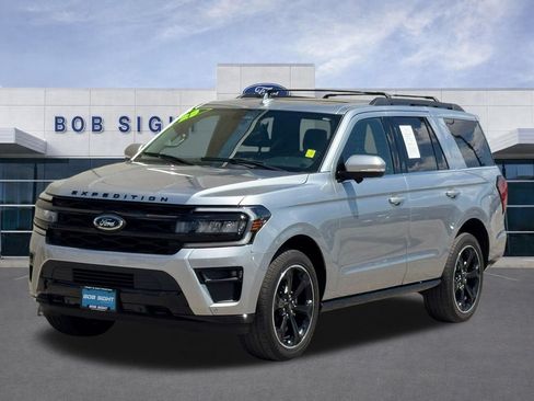 Used 2023 Ford Expedition Limited AWD/4WD image 41