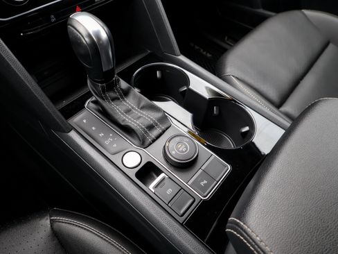 Certified 2023 Volkswagen Atlas SE AWD/4WD image 21