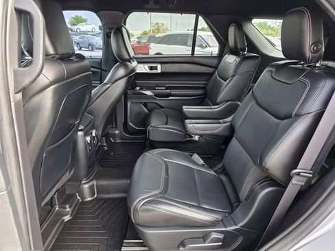 Used 2020 Ford Explorer ST w/ Premium Technology Package AWD/4WD image 7
