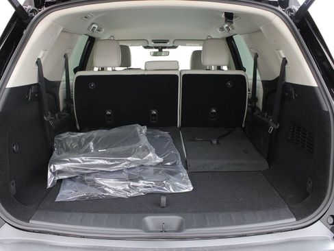 New 2026 Nissan Pathfinder SL FWD image 27