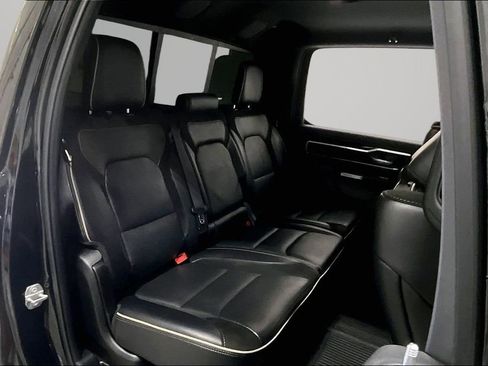 Used 2019 RAM 1500 Laramie image 24