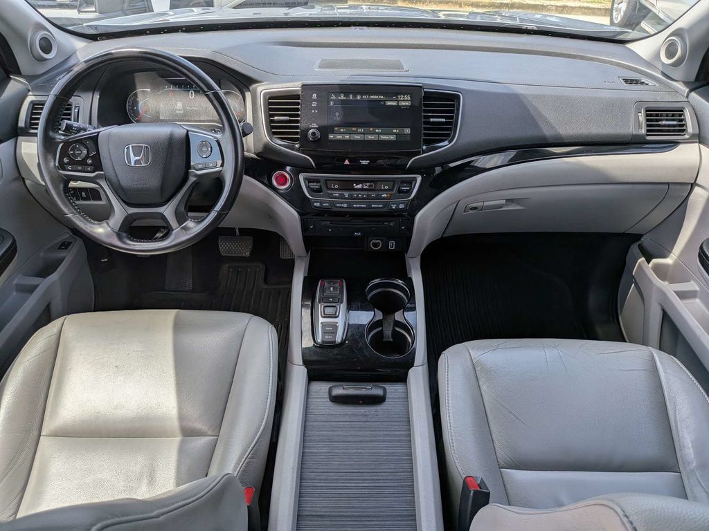 Used 2019 Honda Pilot Touring image 15