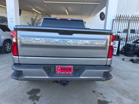 Used 2021 Chevrolet Silverado 1500 Custom image 5