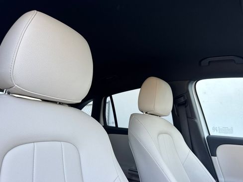 Certified 2025 Mercedes-Benz GLA 250 image 21