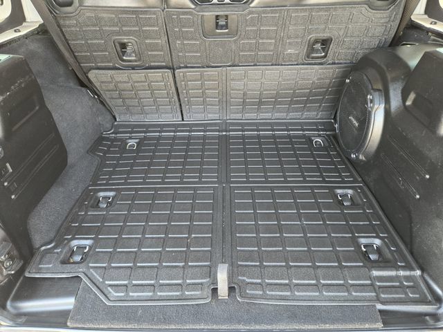 Used 2018 Jeep Wrangler Unlimited Rubicon AWD/4WD image 30