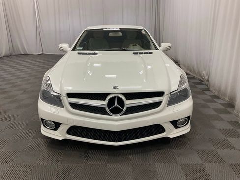 Used 2009 Mercedes-Benz SL 550 image 4