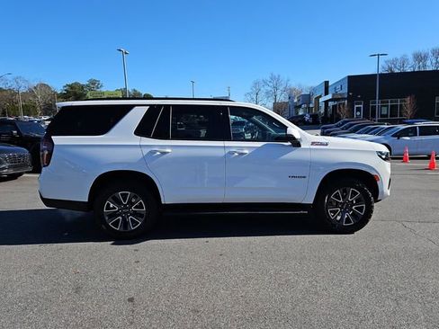 Used 2024 Chevrolet Tahoe Z71 w/ Luxury Package image 10