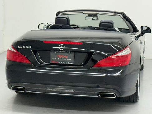 Used 2014 Mercedes-Benz SL 550 image 28